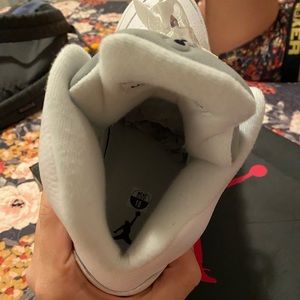 jordan retro 5 white metallic